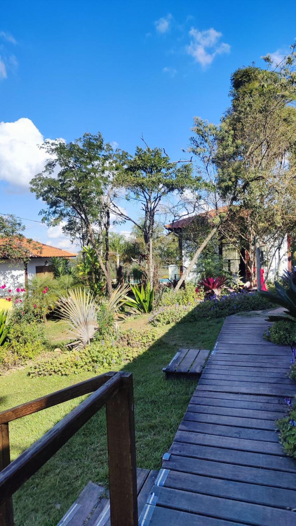 Pousada Kokopelli Lavras Novas Ngoại thất bức ảnh